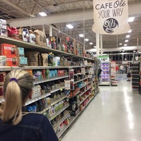 Photo taken at H-E-B by Leandro V. on 10/7/2017