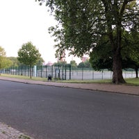 Photo taken at Finsbury Park Tennis Courts by Alexandr N. on 5/20/2018