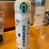 Photo taken at Starbucks by cyberkiz on 7/8/2022