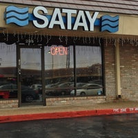 รูปภาพถ่ายที่ SATAY Restaurant โดย John S. เมื่อ 5/25/2013