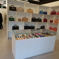 Balenciaga 御殿場プレミアムアウトレット店 Women S Store Balenciaga 御殿場プレミアムアウトレット店 Women S Store