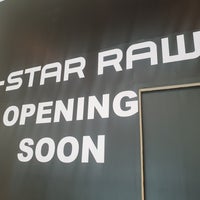 g star opening hours