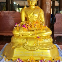 Photo taken at Wat Taling Chan by AorPG R. on 4/15/2022