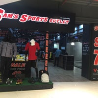 Photo taken at Sam&amp;#39;s Sports Outlet by AorPG R. on 7/22/2015