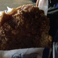 Photo taken at Hot-Star Large Fried Chicken by AorPG R. on 7/12/2014