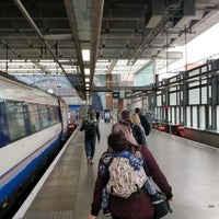 Photo taken at Platform 2 by Gordon C. on 10/17/2017