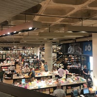 Photo taken at Livraria da Travessa by Andre S. on 8/22/2019