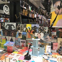 Photo taken at Livraria da Travessa by Andre S. on 5/9/2019