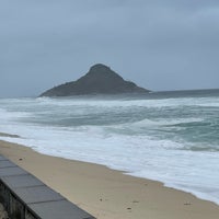 Photo taken at Praia da Macumba by Claudia R. on 9/11/2022