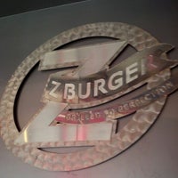 10/7/2012にVivianがZ-Burgerで撮った写真