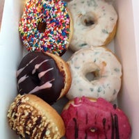 1/25/2015에 Brad B.님이 Sugar Shack Donuts &amp;amp; Coffee에서 찍은 사진