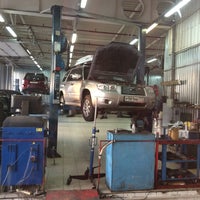 Photo taken at ТЦ Плеяда Subaru by Ёжень З. on 9/23/2015