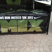 Photo taken at Nike Run Club Condesa by Ruben H. on 12/6/2012