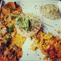 Foto diambil di Banana Verde oleh Marina M. pada 6/2/2013