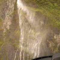 3/29/2013에 Rick J.님이 Air Maui Helicopter Tours에서 찍은 사진