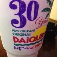 Foto diambil di New Orleans Original Daiquiris oleh A.C. H. pada 5/17/2013