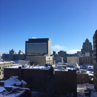 Photo taken at Travelodge Hotel by Wyndham Montreal Centre by Juls I. on 12/26/2017