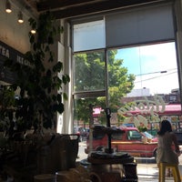 Photo taken at Astoria Coffee by tanpopo5 on 8/15/2016