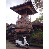 Review Wantilan Pura Desa Celuk