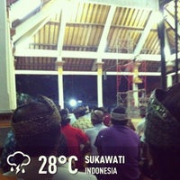 Review Wantilan Pura Desa Celuk