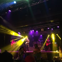 Das Foto wurde bei Rams Head Center Stage von Honey K. am 6/18/2017 aufgenommen