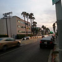 Photo taken at Melrose Avenue &amp;amp; Western Avenue by Mariel J. on 7/19/2018