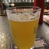 Photo taken at Mad Anthony&amp;#39;s Taproom &amp;amp; Restaurant by Mark S. on 12/7/2018