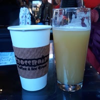Review Crossroads Coffee & Ice Cream