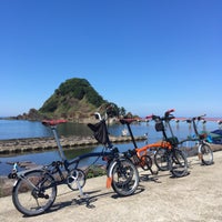 Photo taken at 白山島 by hiro on 9/9/2019