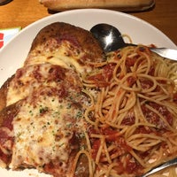 Photo taken at Olive Garden by Jesika M. on 3/16/2018