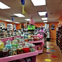 7/11/2017 tarihinde Jesika M.ziyaretçi tarafından Life is Sweet Candy Store'de çekilen fotoğraf