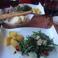 Das Foto wurde bei La Spezia ristorante von Кариша 💎 Б. am 8/20/2015 aufgenommen