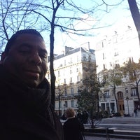 Photo taken at Squash Montmartre by Netinho on 11/13/2013
