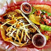 Photo taken at Moontower Tacos by Leonardo D. on 3/19/2013
