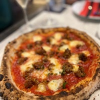12/22/2021 tarihinde Meilissaziyaretçi tarafından Pizza Fabbrica'de çekilen fotoğraf