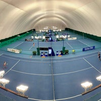 Photo taken at Академия тенниса Александра Островского by Roman T. on 9/22/2021
