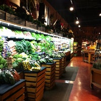 Photo prise au The Fresh Market par Ronald S. le12/19/2012