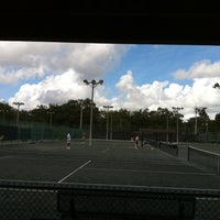 Foto tomada en Orlando Tennis Center  por joe t. el 9/14/2012