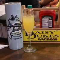 Photo taken at Daisy Dukes® Express by LaQuantia G. on 7/29/2022