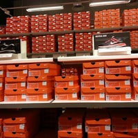 Nike Store - Centro comercial Zaragoza