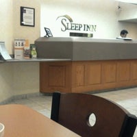 Foto tirada no(a) Sleep Inn Midway Airport por leeway63 em 10/14/2012