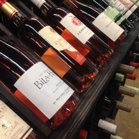 9/12/2013にChris L.がThe Wine Shop at Enzo&amp;#39;sで撮った写真