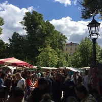 Photo taken at Trödelmarkt Arkonaplatz by Ricardo M. on 8/6/2017