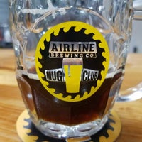 Foto diambil di Airline Brewing Company oleh Jamie A. pada 9/8/2017