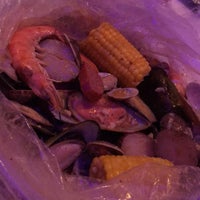Снимок сделан в Cajun Boiled Seafood CT пользователем Cham L. 5/30/2017
