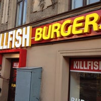 Das Foto wurde bei Killfish Burgers von Александр А. am 6/22/2013 aufgenommen