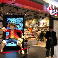 ジャンプショップ 大阪心斎橋店 心斎橋 大阪市 大阪府