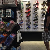 Hoops Factory Lucky Plaza Orchard Road 3 tips from 118 visitors