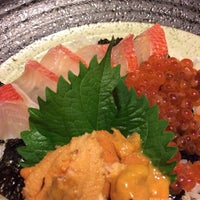 Photo taken at Sushi Kuu by Benjamin L. on 10/16/2013