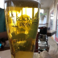 Foto tomada en Blackwater Draw Brewing Company (303 CSTX)  por Robert B. el 5/3/2018